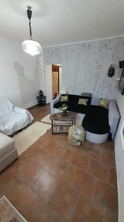 Kosta Apartments Subotica Eksteriør bilde